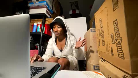 Wynter Heat online show from November 27, 2025, 2:41 pm