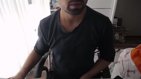 Snapshot of x_____0_____x chatting on October 4, 2025, 11:41 am Mr. Lonely online show from October 4, 2025, 11:41 am