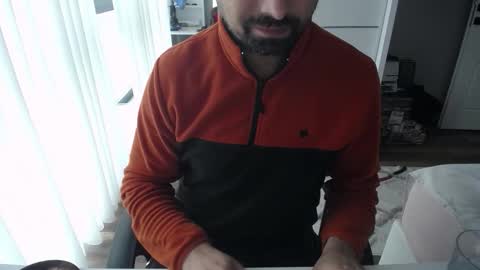 Snapshot of x_____0_____x chatting on October 23, 2025, 11:42 am Mr. Lonely online show from October 23, 2025, 11:42 am