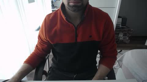 Snapshot of x_____0_____x chatting on October 27, 2025, 10:08 am Mr. Lonely online show from October 27, 2025, 10:08 am