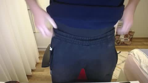 Snapshot of x_____0_____x chatting on October 30, 2025, 10:21 pm Mr. Lonely online show from October 30, 2025, 10:21 pm