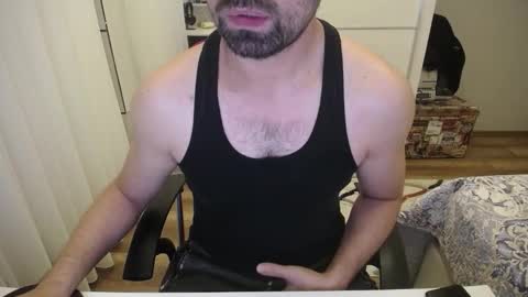 Snapshot of x_____0_____x chatting on November 20, 2025, 10:20 pm Mr. Lonely online show from November 20, 2025, 10:20 pm