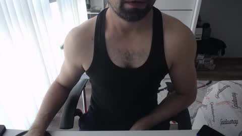 Snapshot of x_____0_____x chatting on December 5, 2025, 11:30 am Mr. Lonely online show from December 5, 2025, 11:30 am