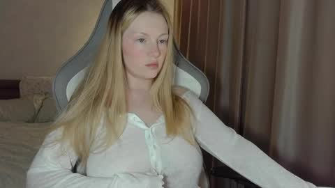 Snapshot of x__ivy_x chatting on April 22, 2026, 5:36 pm eva online show from April 22, 2026, 5:36 pm