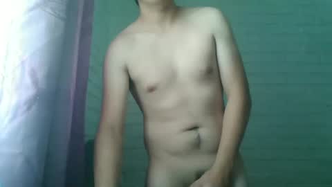 x_andrescam online show from January 7, 2025, 1:24 pm