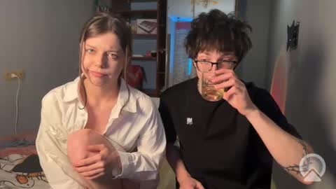 Philipp and Este online show from January 14, 2026, 8:25 pm