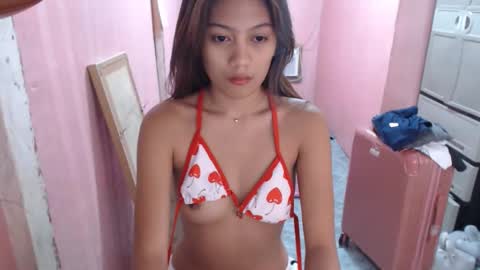 Snapshot of x_lexi_x chatting on October 8, 2025, 3:37 am x_lexi_x online show from October 8, 2025, 3:37 am