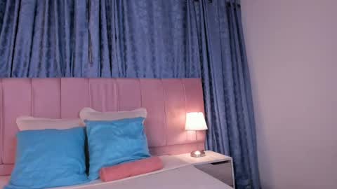 x_milu online show from March 11, 2025, 6:08 pm