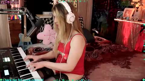 Xaevynne  Sometimes Milla Milla The Cute as a Buttom Brunette     online show from February 15, 2025, 8:00 am