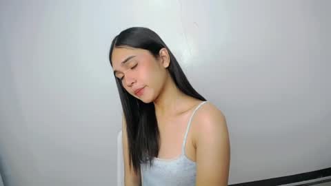 xairah_doux online show from May 15, 2026, 11:01 pm