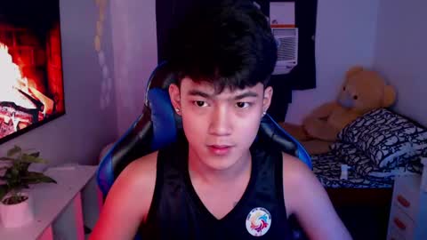 Prince Aldrian  online show from February 19, 2025, 8:55 am