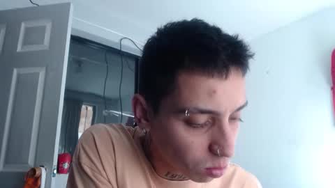 xalejo_max online show from November 1, 2025, 2:41 pm