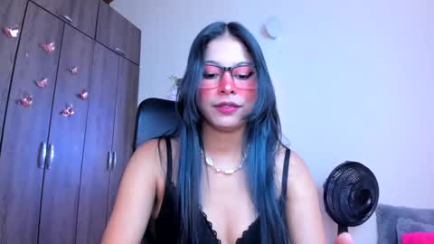 XALLYSONX online show from January 7, 2025, 11:26 am