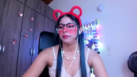 XALLYSONX online show from January 9, 2025, 2:29 pm