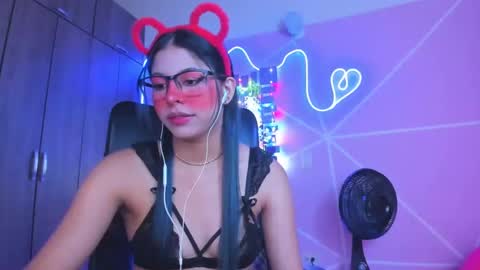 XALLYSONX online show from January 31, 2025, 11:24 am