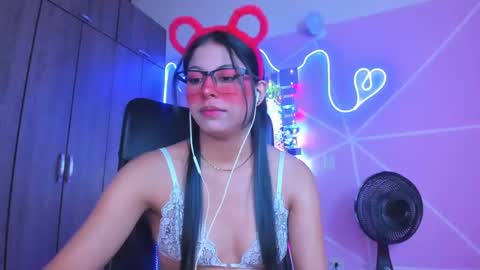 XALLYSONX online show from February 1, 2025, 11:21 am