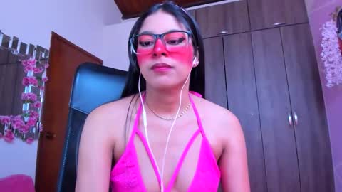 XALLYSONX online show from September 13, 2025, 11:21 am