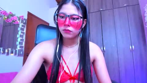 XALLYSONX online show from September 26, 2025, 11:25 am