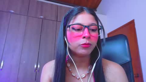 XALLYSONX online show from March 10, 2026, 1:05 pm