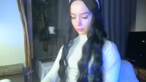 xan_ex online show from February 11, 2025, 7:16 pm