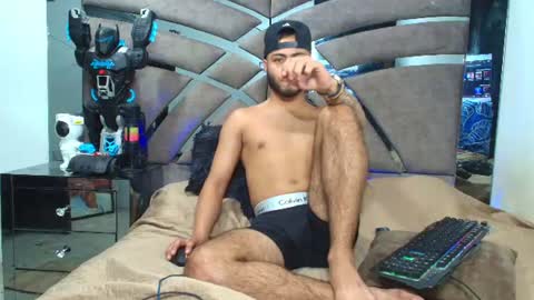 Xanderstone online show from June 16, 2026, 11:40 pm