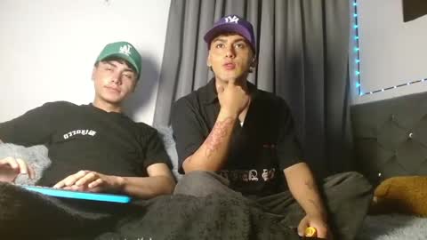 Snapshot of xandrodeluxe chatting on May 18, 2026, 4:18 am xandrodeluxe online show from May 18, 2026, 4:18 am