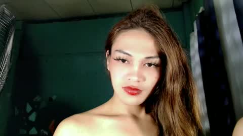 Snapshot of xangel_redx chatting on January 7, 2025, 8:56 am ANGEL online show from January 7, 2025, 8:56 am