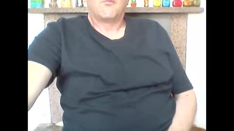 xaramanu online show from April 18, 2026, 12:53 pm