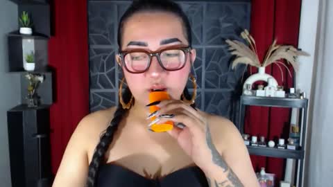 Snapshot of xasianempressx chatting on October 9, 2025, 12:25 pm Nira NOT INTO CHEAP GUYS online show from October 9, 2025, 12:25 pm