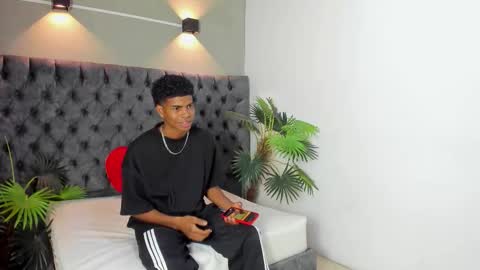 XAVI online show from October 22, 2025, 3:51 am