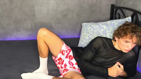 Xavier  PVT open  online show from November 5, 2025, 3:50 am