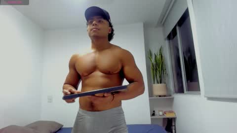 Snapshot of xavier_colleman chatting on October 1, 2025, 11:22 pm Xavier online show from October 1, 2025, 11:22 pm