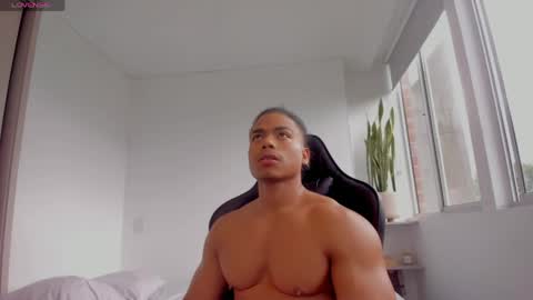 Xavier online show from April 17, 2026, 7:28 pm