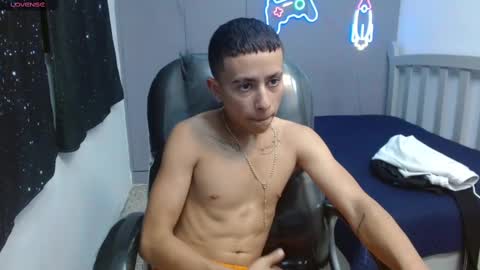 xavii_18_ online show from March 6, 2025, 5:33 pm