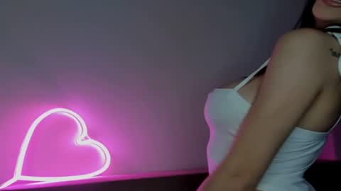 Jessyca online show from October 15, 2025, 8:42 pm
