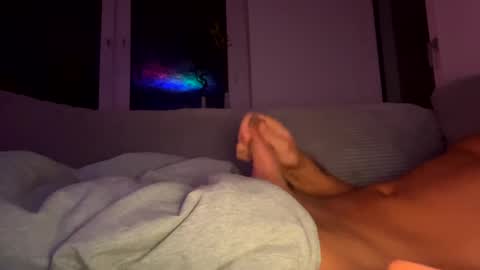 BonBon online show from January 1, 2025, 10:03 pm