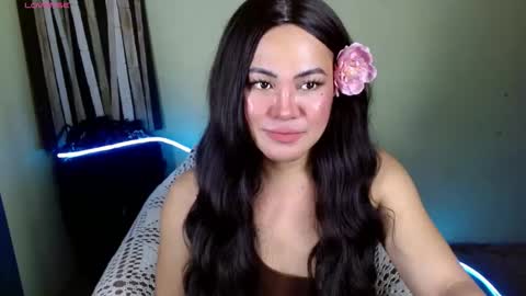 Snapshot of xcalisthra_69x chatting on November 30, 2025, 6:45 pm Godess Lucy online show from November 30, 2025, 6:45 pm