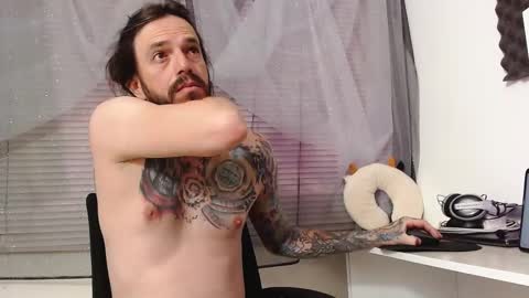 Snapshot of xcamtentationx chatting on December 18, 2024, 12:40 pm xcamtentationx online show from December 18, 2024, 12:40 pm