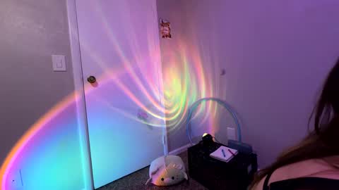  charlotte euphoria  online show from February 25, 2025, 5:52 am