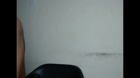 Snapshot of xcreamypussy chatting on January 1, 2025, 11:18 pm xcreamypussy online show from January 1, 2025, 11:18 pm