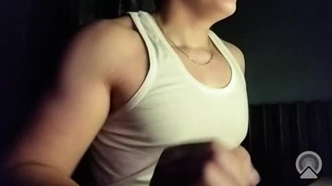 xeesaa online show from September 14, 2025, 6:40 pm