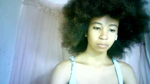 xenna610827 online show from March 3, 2025, 3:20 pm