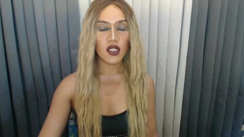 Snapshot of xhugejerkingtransx chatting on December 9, 2024, 11:56 pm GWEN THOMPSON ....... online show from December 9, 2024, 11:56 pm