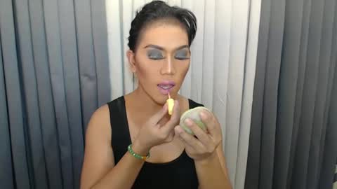 Snapshot of xhugejerkingtransx chatting on December 21, 2024, 4:19 am GWEN THOMPSON ....... online show from December 21, 2024, 4:19 am