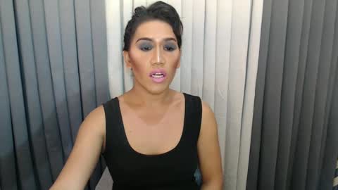 Snapshot of xhugejerkingtransx chatting on December 25, 2024, 3:29 am GWEN THOMPSON ....... online show from December 25, 2024, 3:29 am