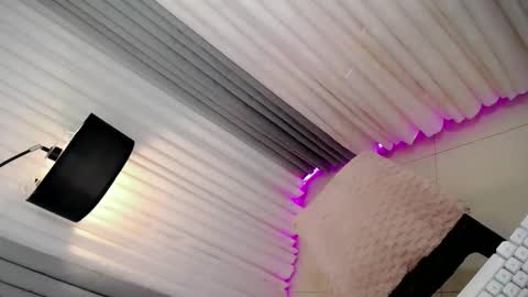 Snapshot of xhugejerkingtransx chatting on October 16, 2025, 4:41 pm GWEN THOMPSON ....... online show from October 16, 2025, 4:41 pm