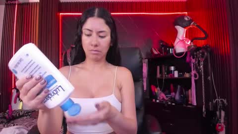 XiaQueen   I M online show from November 14, 2025, 11:20 am