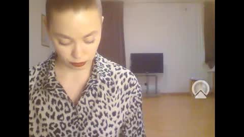 Snapshot of xilal07 chatting on January 22, 2025, 9:54 pm AliceinWonderland online show from January 22, 2025, 9:54 pm