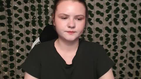 Lina online show from February 4, 2025, 4:05 am
