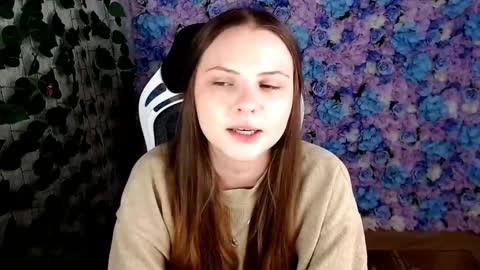 Lina online show from September 14, 2025, 5:17 am